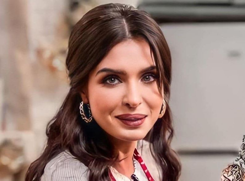 الاستعانة بالله والأدعية... طقوس الراقصات قبل الصعود على المسرح